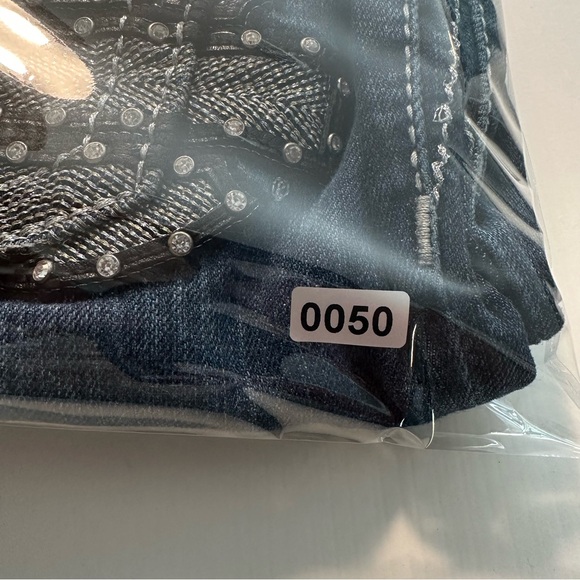 HARLEY DAVIDSON JEWELED LEATHER LOGO JEANS SIZE 6 PETITE - Picture 14 of 14